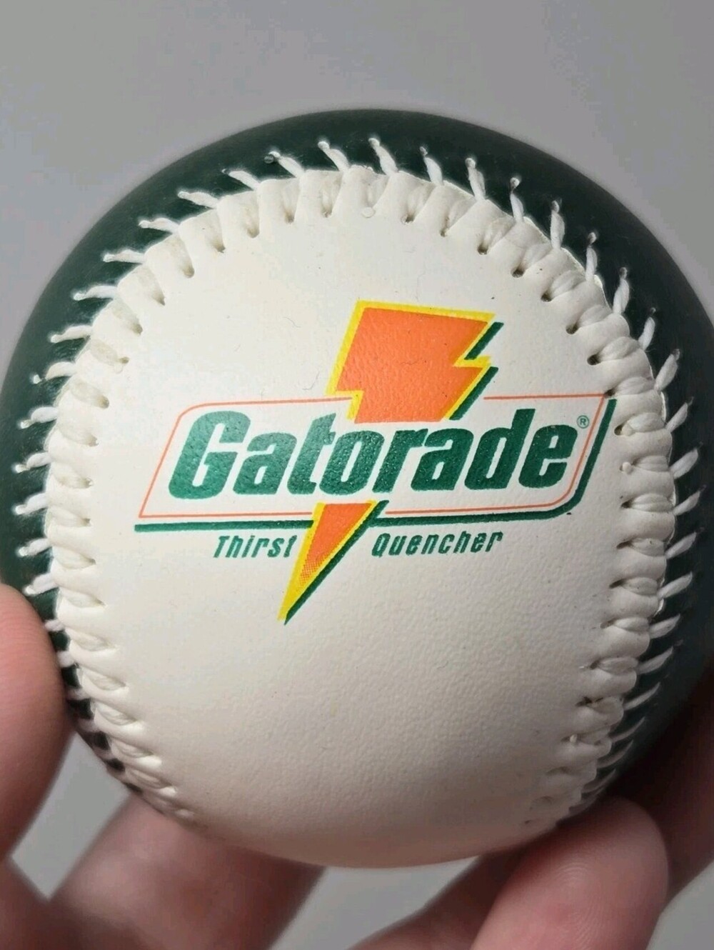 Vintage Gatorade Thirst Quencher Green & White Fotoball Souvenir Baseball Ball